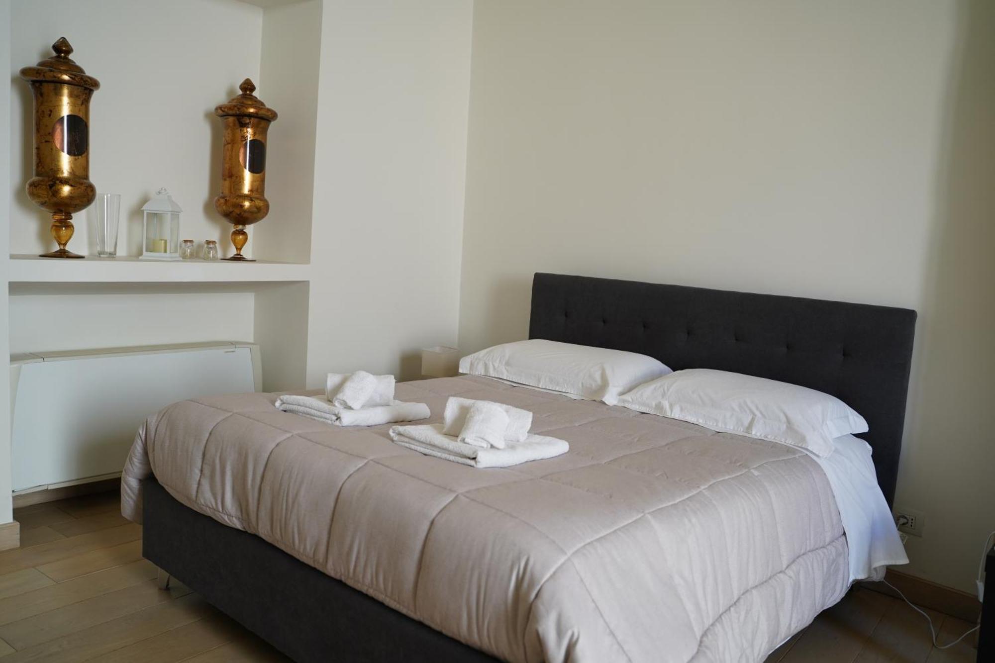 Suite Home D'Aragona Lecce Luaran gambar